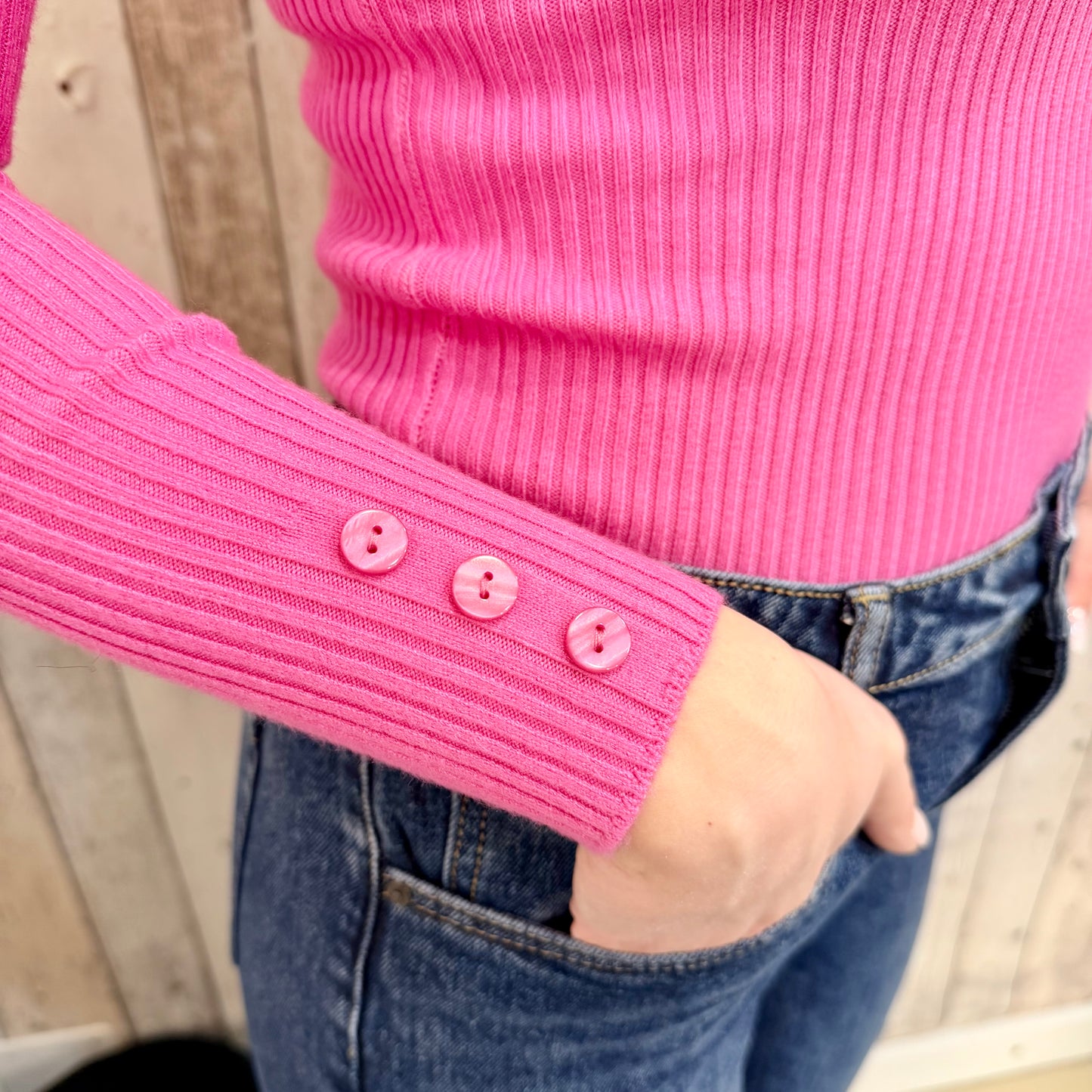 MAGLIA BOTTONCINI FUCSIA