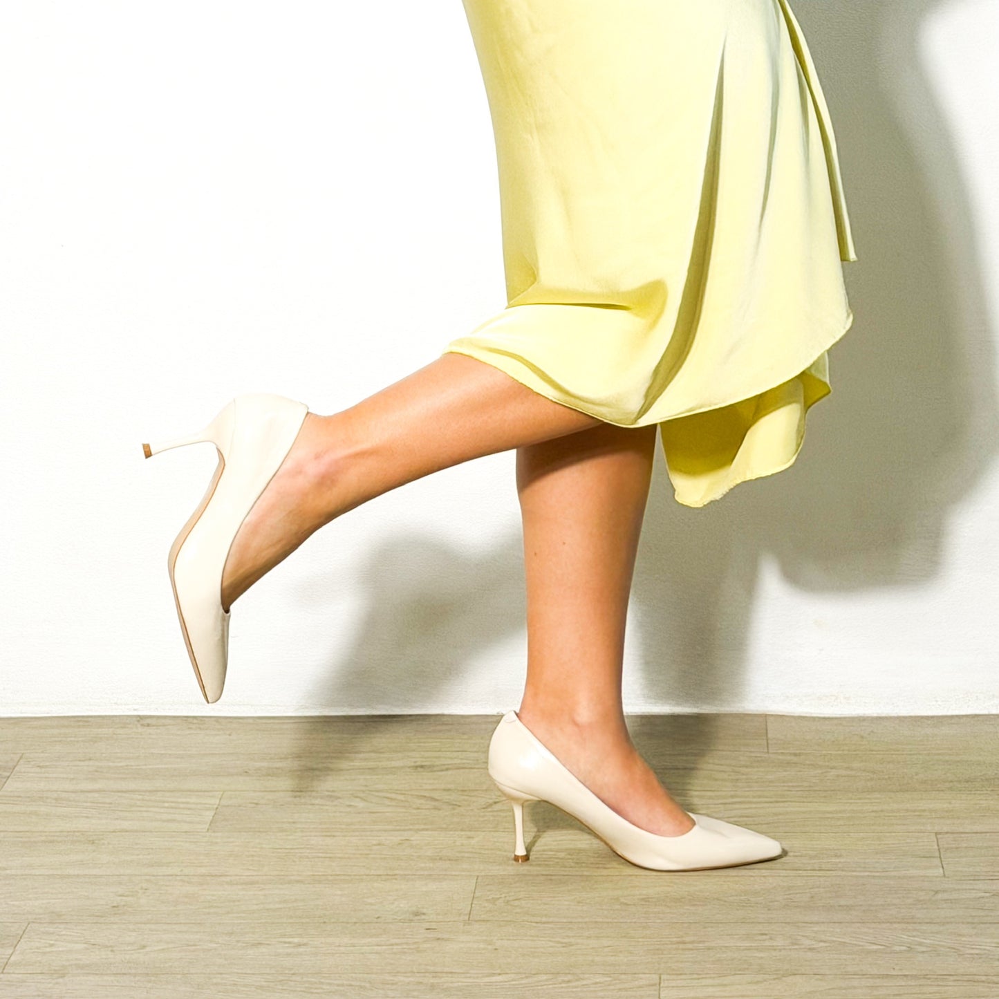 DÉCOLLETÉ ELEGANCE BEIGE