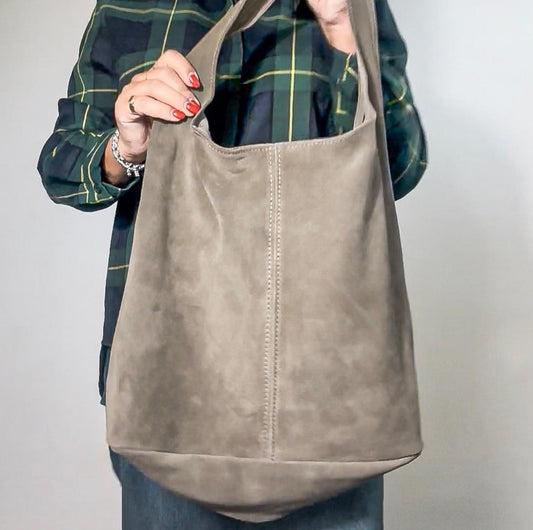 HOBO BAG SUEDE OLIVE GREEN